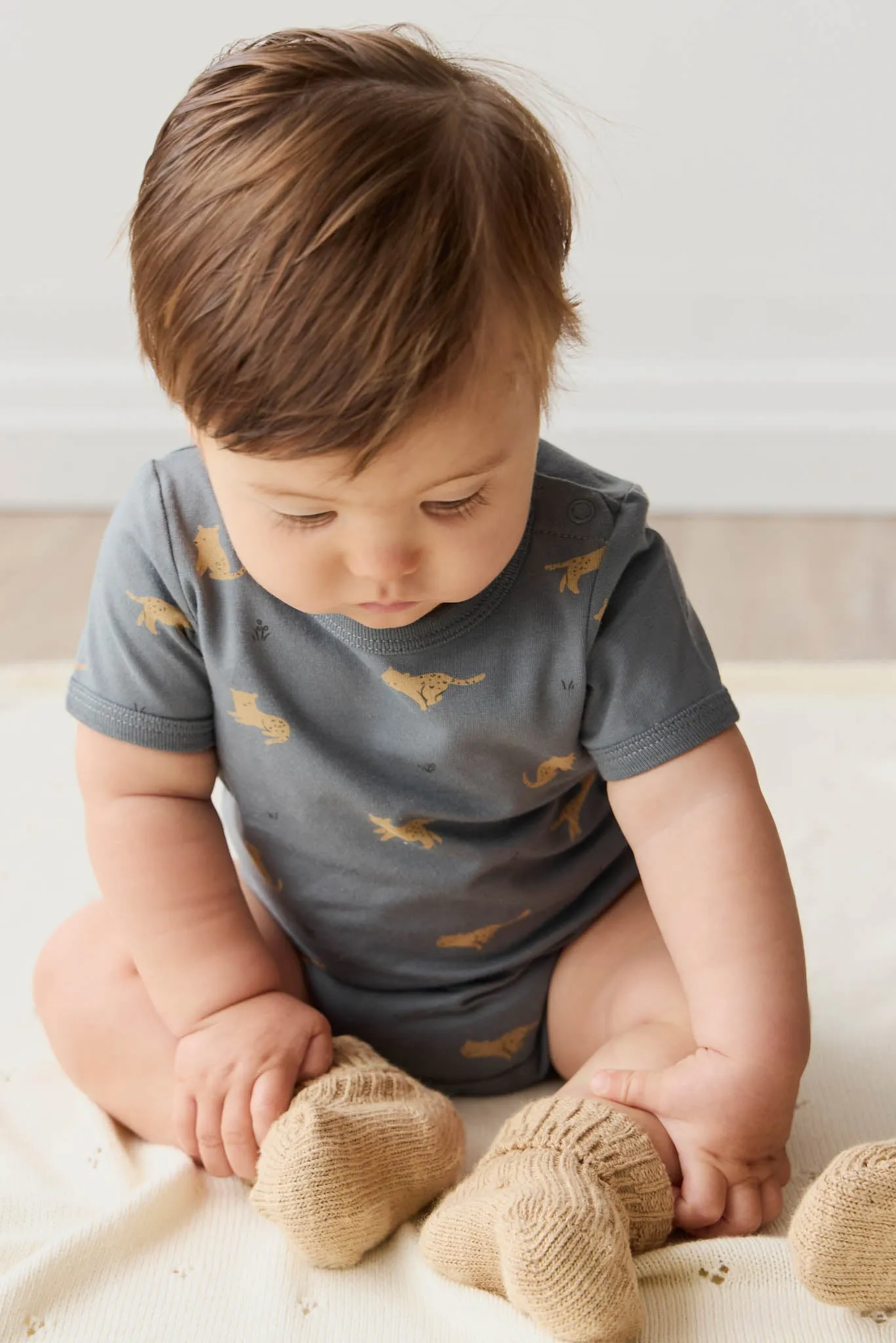 Organic Cotton Hudson Short Sleeve Bodysuit - Lenny Leopard Smoke